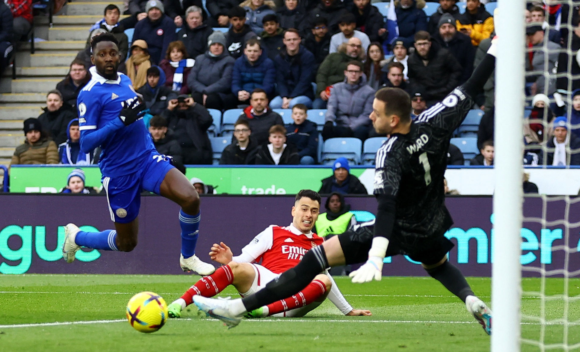 利诺在球场 利诺在球场